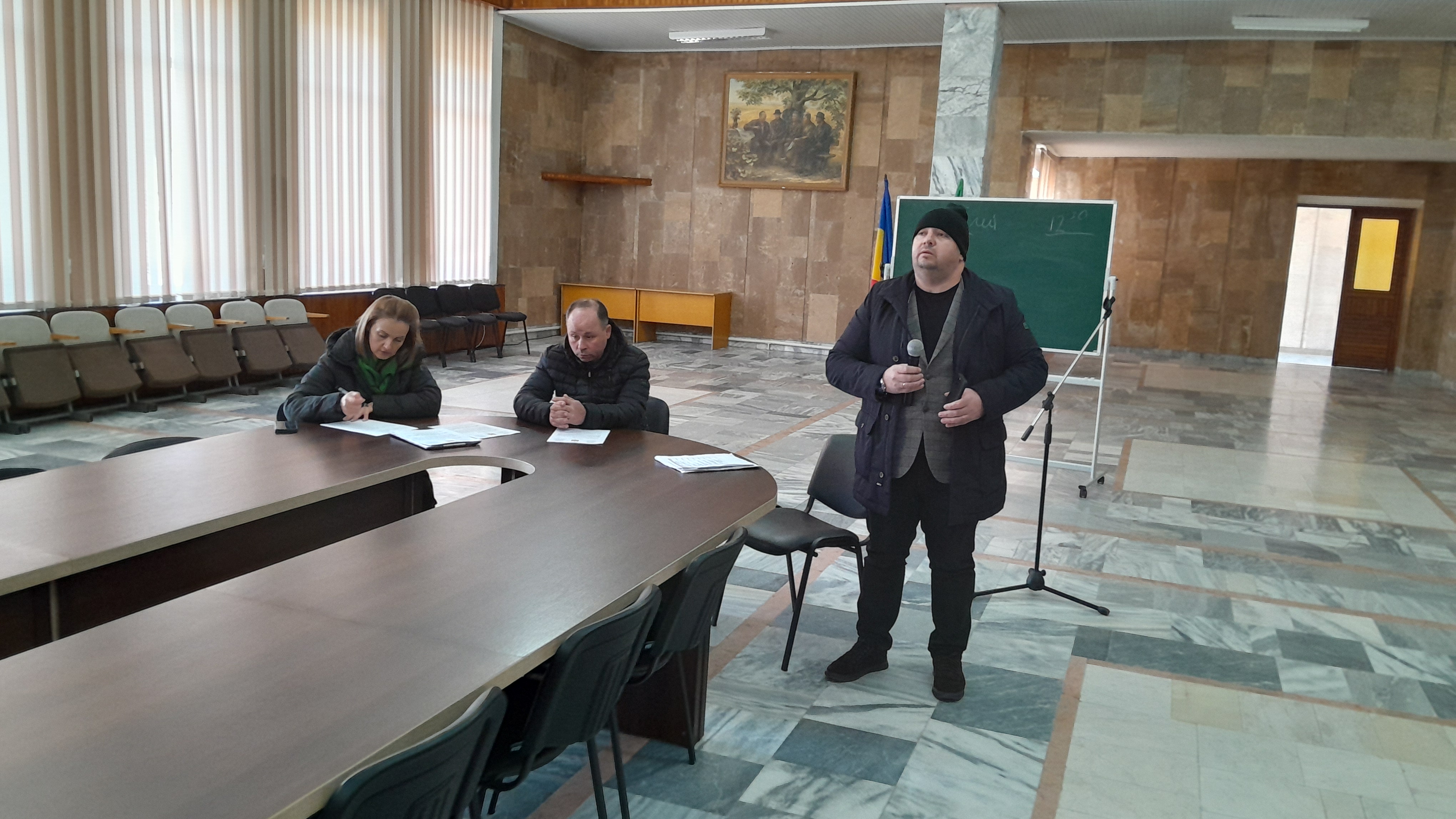 Публ слушания.